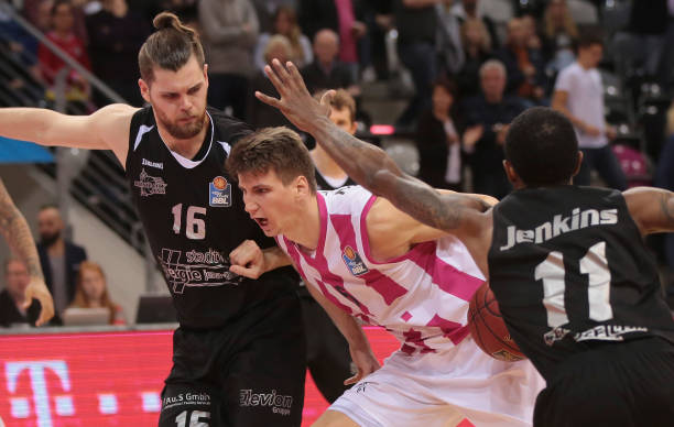 限的时间内 限的时间内