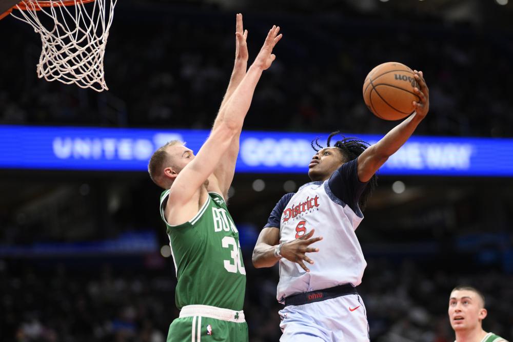 在赛后的一 在赛后的一